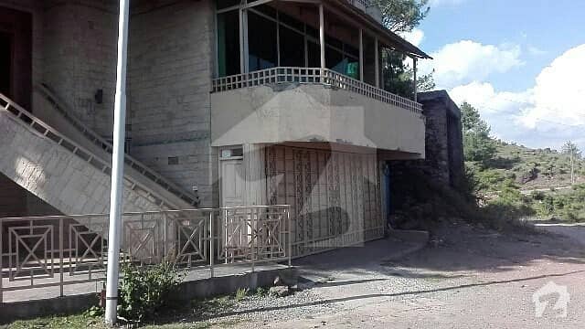 Triple Storey Semi Furnished House At Prime Location For Marvelous Hills View For Sale