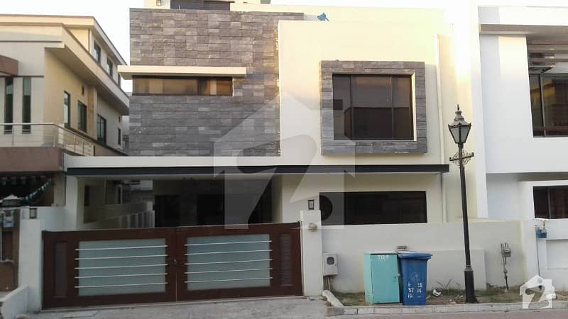 10 MARLA FULL HOUSE FOR RENT IN BAHRIA TOWN PHASE 5