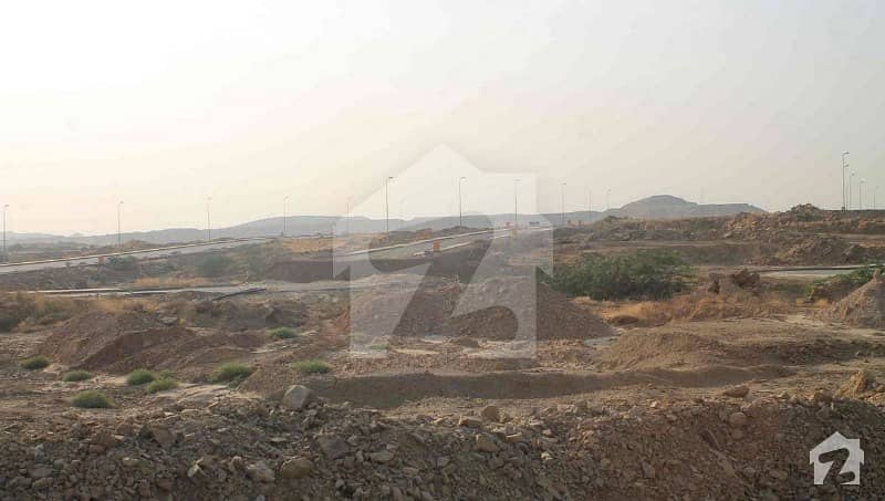 IDEAL LOCATION PLOT FOR SALE IN BAHRIA TOWN