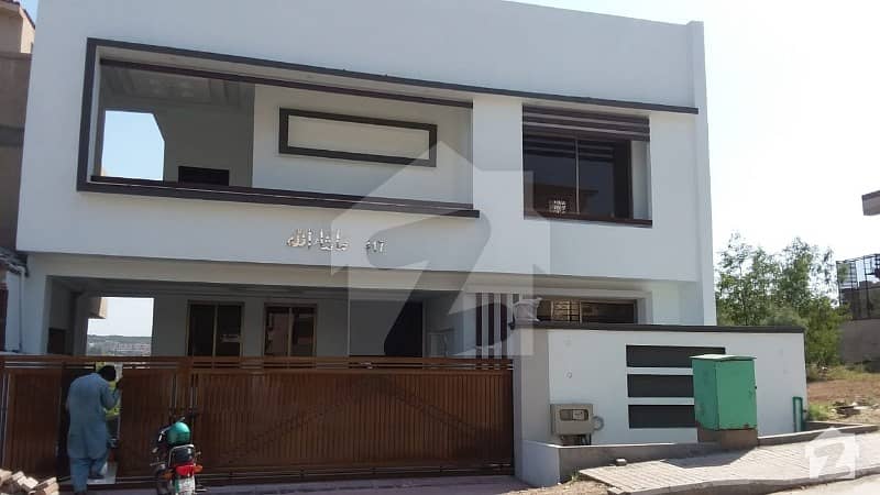 House Is Available For Sale In Bahria Town Phase 7