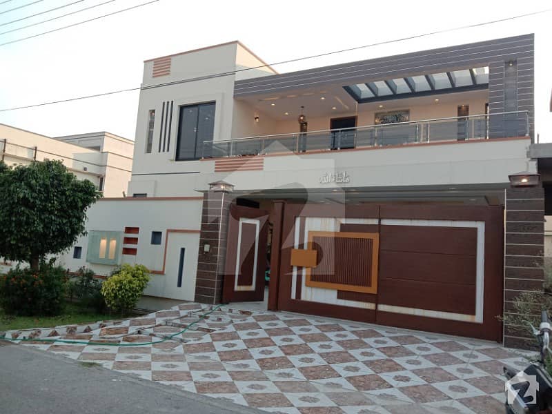 1 Kanal Brand New House For Sale