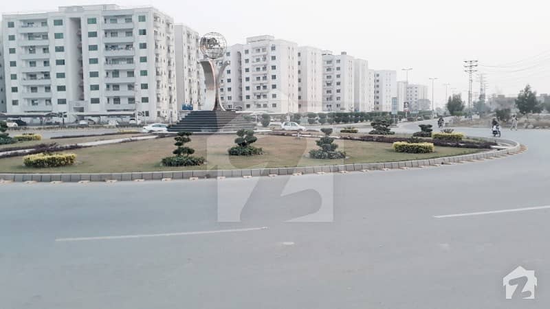 10 Marla 3 Bed 1st Floor Flat With Gas For Rent Askari 11 Lahore Rs 45000/-