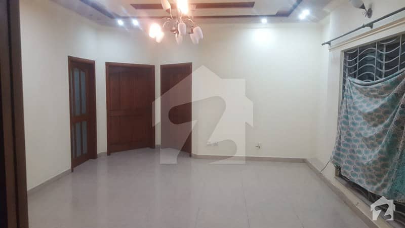 Corner Upper Portion Is Available For Rent