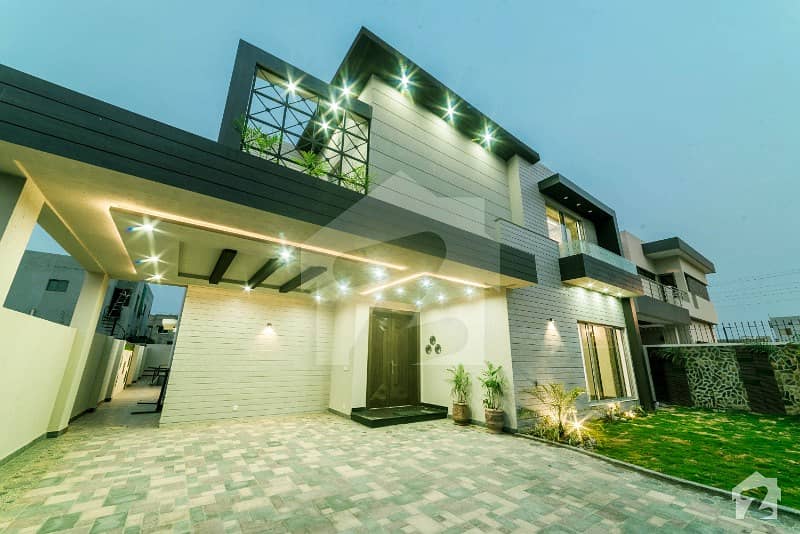 1 Kanal Luxury Palace Double Height Lobby Near Mosque And Park 1 Kanal Luxury Palace Double Height Lobby Near Mosque And Park