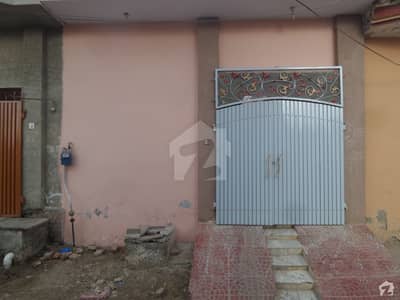 Single Story Beautiful House Is Availoable For Sale At Ayub Park Okara