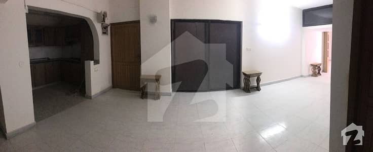 Apartment For Sale In Clifton - Block 4 Apartment For Sale In Clifton - Block 4