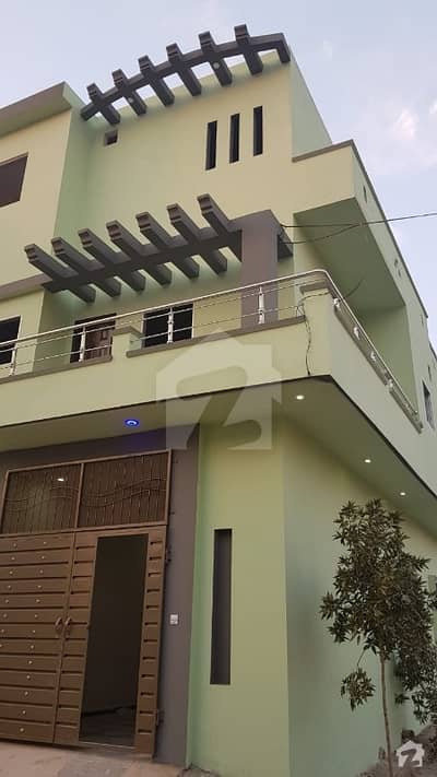 5 Marla Triple Story Luxury House Is Available For Rent 5 Marla Triple Story Luxury House Is Available For Rent