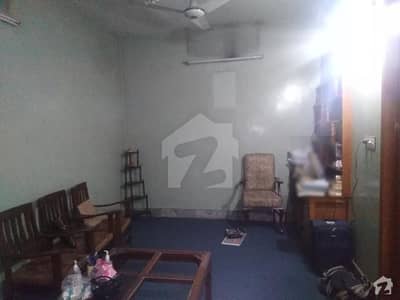 Well-Built House Available in Good Location Well-Built House Available in Good Location