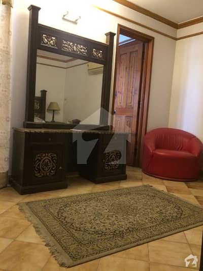 1 Bed Outclass Furnished With Kitchen And Tv Lounge For Female 1 Bed Outclass Furnished With Kitchen And Tv Lounge For Female