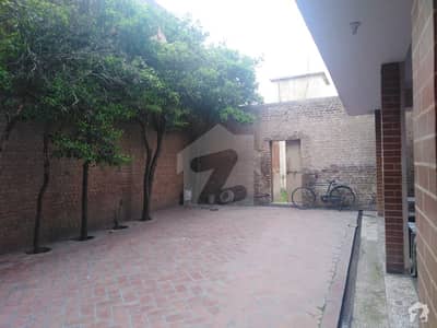 Well-Built House Available in Good Location Well-Built House Available in Good Location