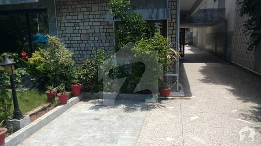 F-6/1 533 Sq Yards Excellent Livable House For Sale F-6/1 533 Sq Yards Excellent Livable House For Sale