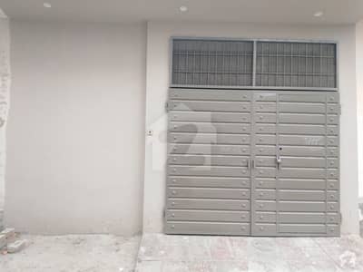 Here Is A Good Opportunity To Live In A Well-Built House Here Is A Good Opportunity To Live In A Well-Built House