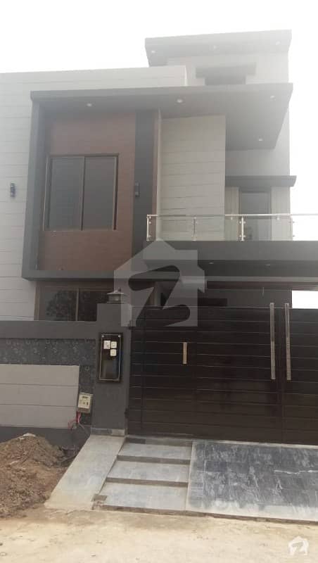 10 Marla Brand New Beautiful House M2a 10 Marla Brand New Beautiful House M2a