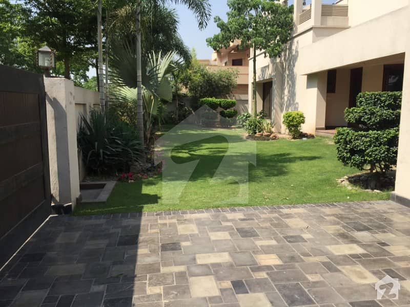 Cantt Estate Offer 32 Marla House In Cantt General Villa Sarwar Colony