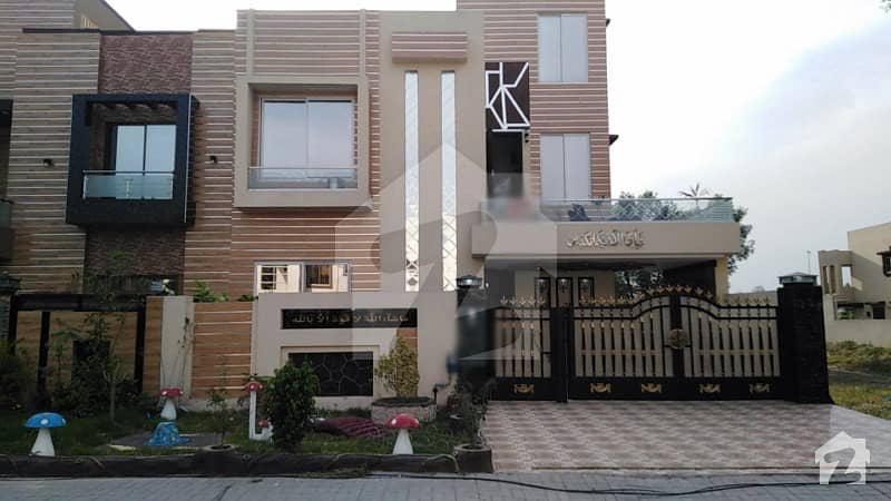 10 Marla Brand New Double Unit House With Basement For Sale In Central Of Bahria Orchard Phase 1