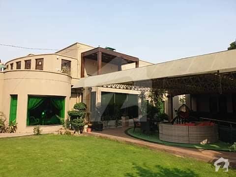 2 Kanal Slightly Used Bungalow With Swimming Pool Big Lawn In Phase 3 Near To McDonald Shiba Park Ibn-e-Sina School Phase 3 Dha Lahore