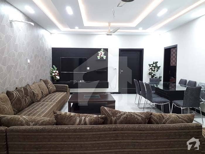 10 Marla Boulevard Basement House In Bahria Town Phase 8 F-1