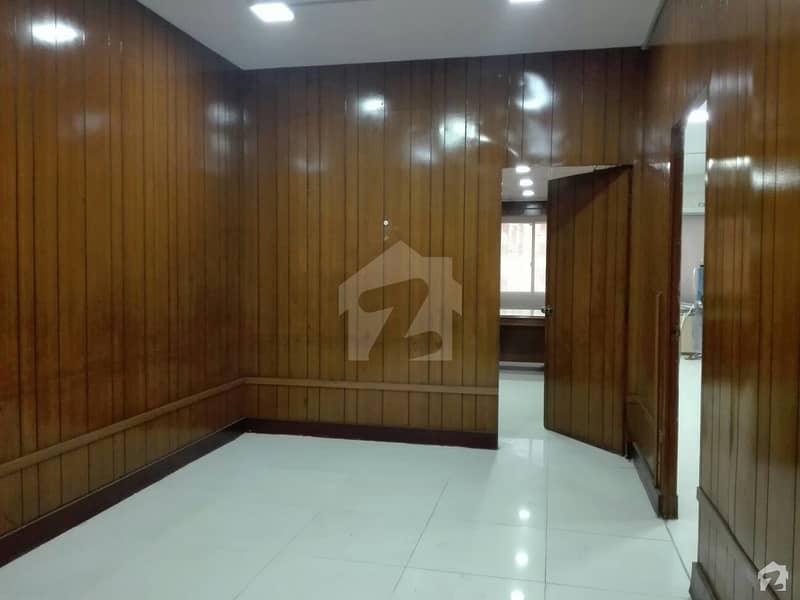 2nd Floor Main Road Facing Office Available For Rent