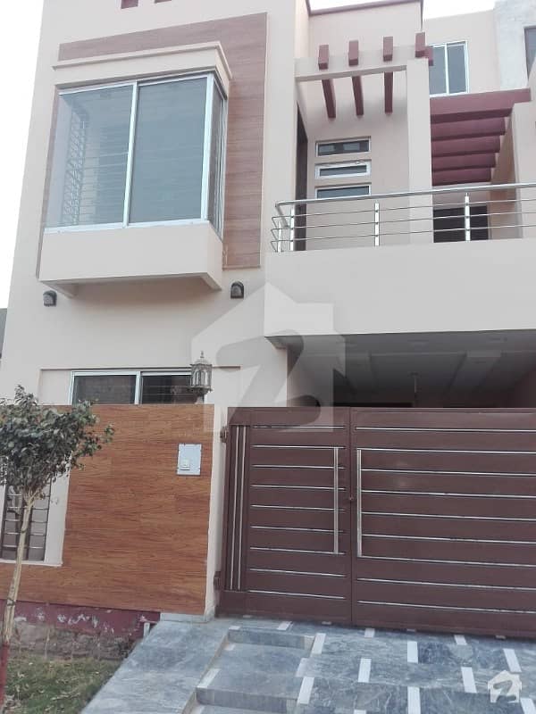 5 Marla House For Sale In Paragon City