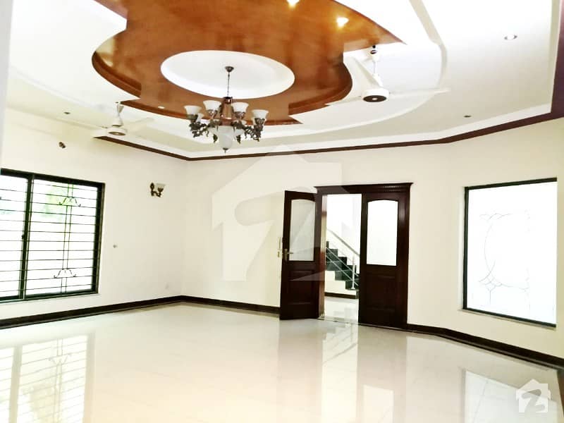 1 Kanal Luxurious House of Your Dreams For Rent In DHA Phase 5
