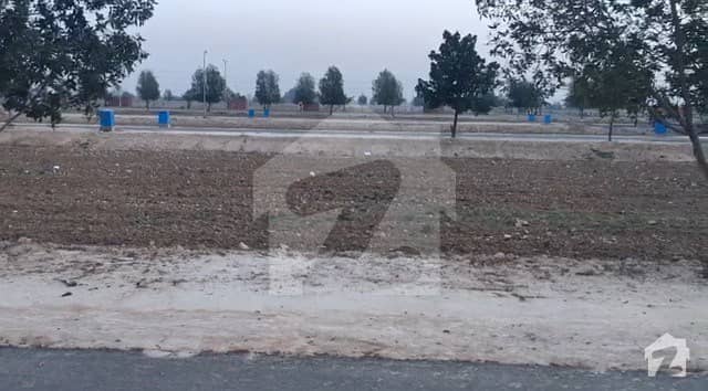 5 Marla Plot No 1836 For Sale  Block L Near To Park