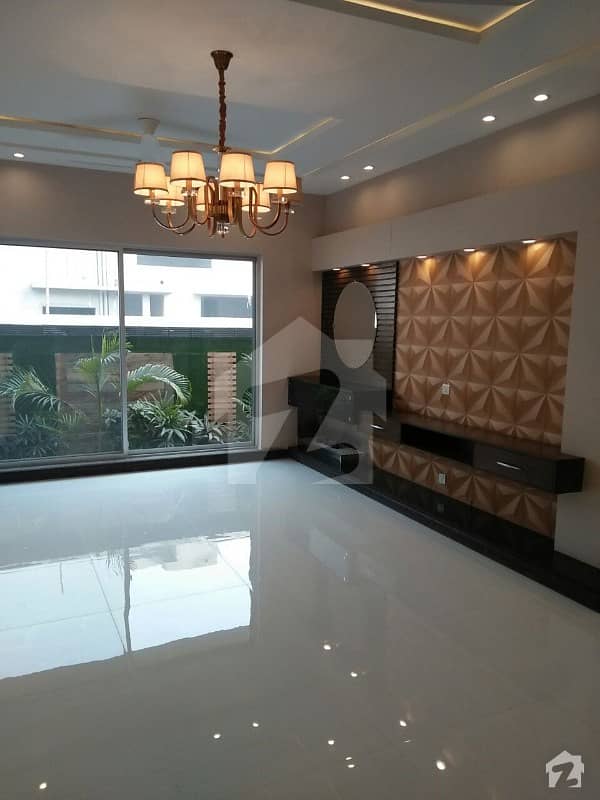 Brand New 1 Kanal Luxury Bungalow First Entry Facing Park Brand New 1 Kanal Luxury Bungalow First Entry Facing Park