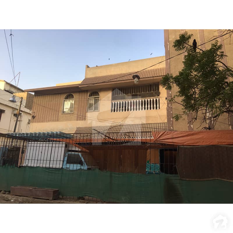 400 Sq Yards 3 Sides Corner House For Sale On 60 Feet Wide Road Pechs