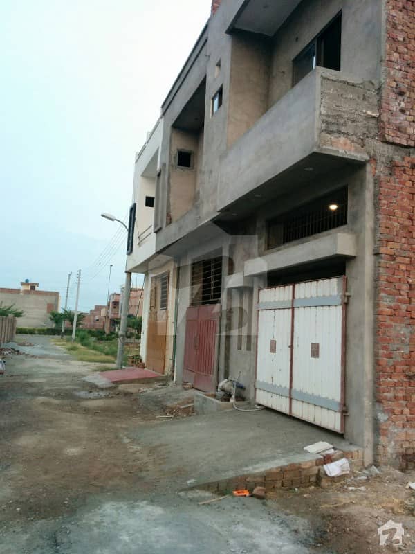 غالب سٹی فیصل آباد میں 3 کمروں کا 2 مرلہ مکان 26 لاکھ میں برائے فروخت۔