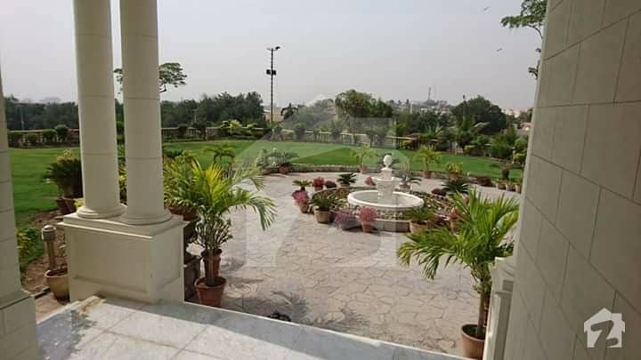 کے ڈی اے سکیم 1 کراچی میں 5 کمروں کا 6 کنال مکان 1.35 ارب میں برائے فروخت۔