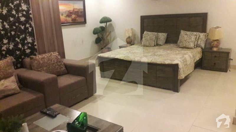 1 BED FURNISHED FLAT IN SECTOR C