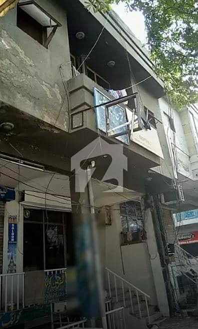 I-8/4 Pakeeza Market Commercial Flat Available For Residential Use I-8/4 Pakeeza Market Commercial Flat Available For Residential Use