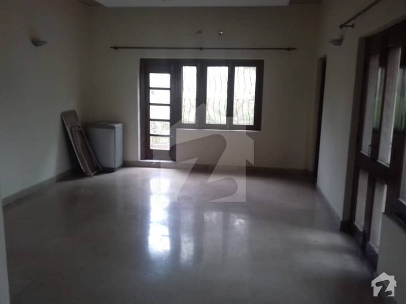 Almost New  Upper Portion For Rent In Gulberg Lahore