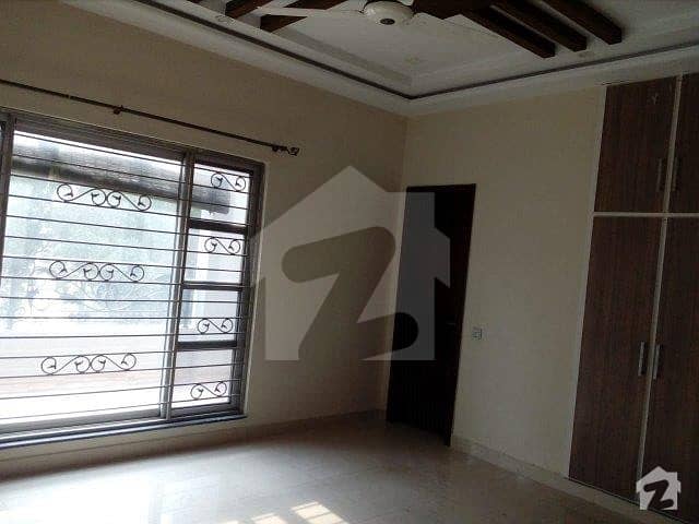 30 Marla Upper Portion for Rent in Phase 5