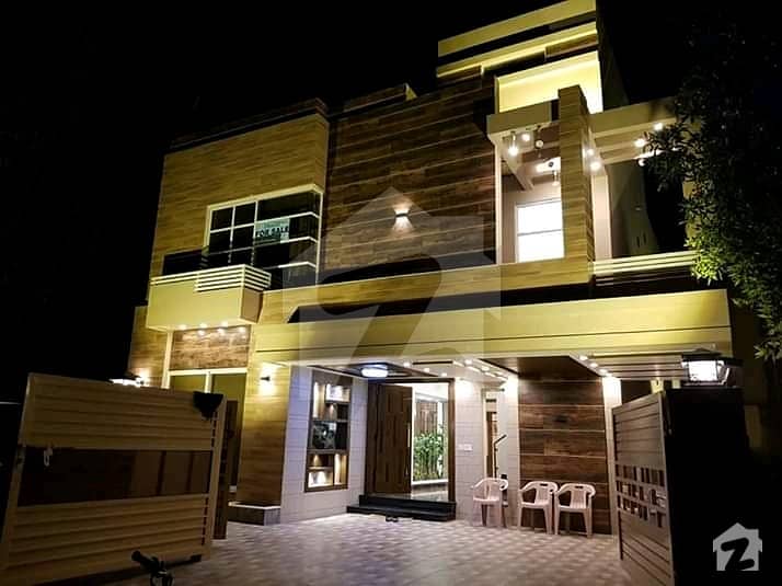 11 Marla Brand New stylish house for sale Located In Gulbahar Block  Bahria Town