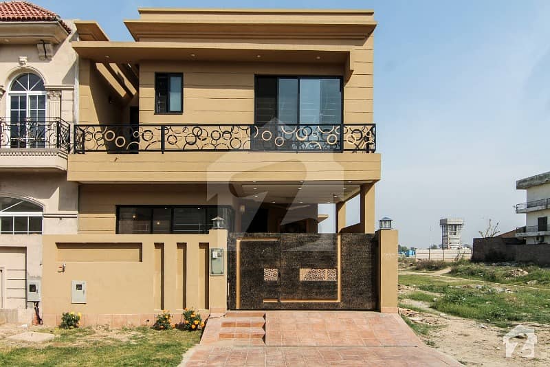 5 Marla Attractive Designer House For Sale In Dha Phase 6