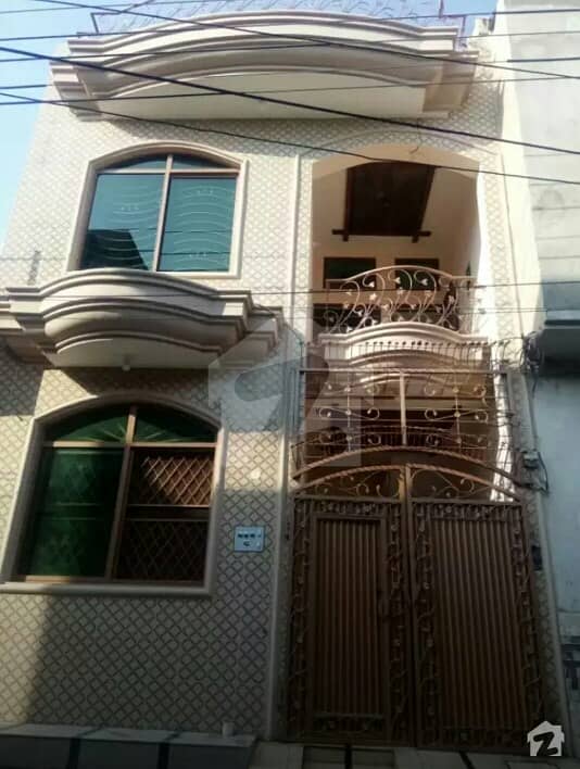 رائیونڈ روڈ لاہور میں 3 کمروں کا 3 مرلہ مکان 25 ہزار میں کرایہ پر دستیاب ہے۔