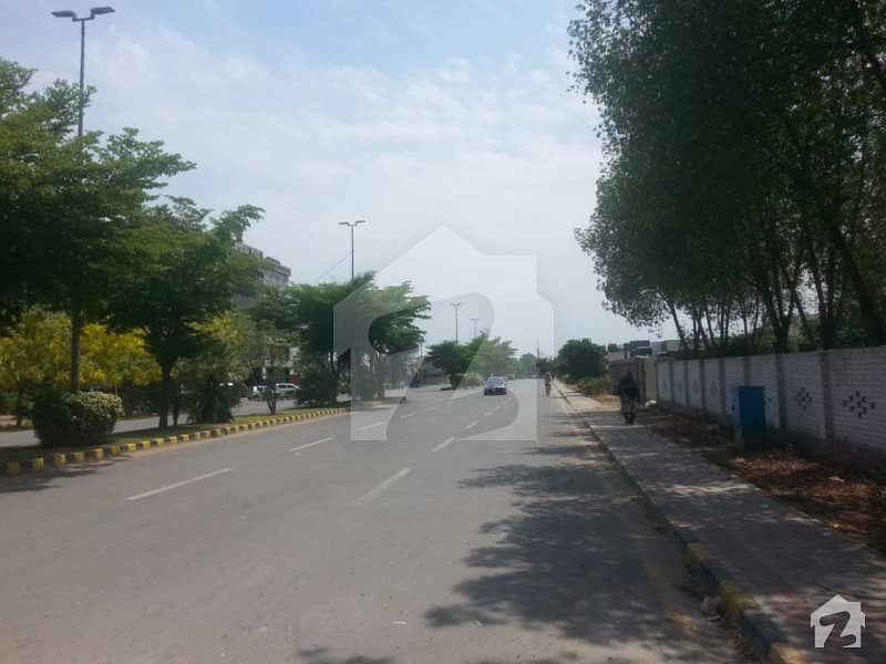 Residential Plot Is Available For Sale Paragon City, Lahore ID16463522