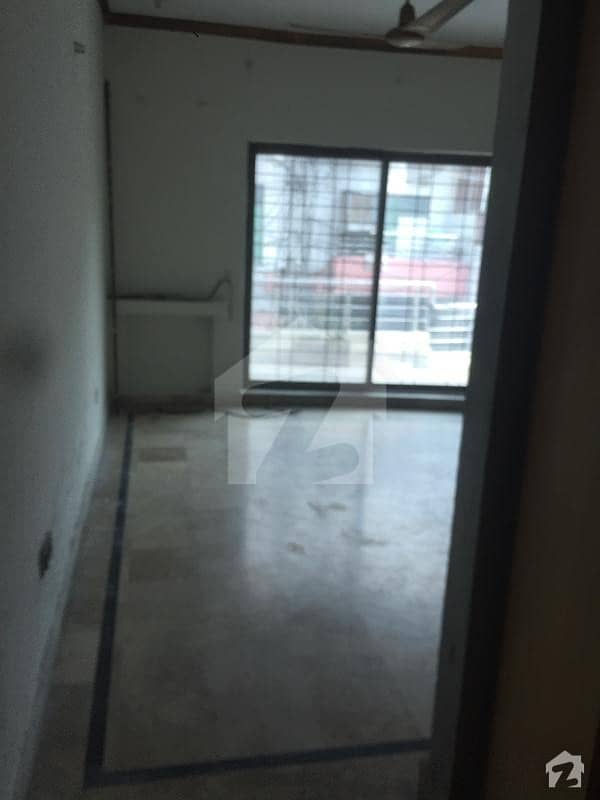 5 Marla Upper Portion For Rent In Zaman Colony Cavalry Ground Ext