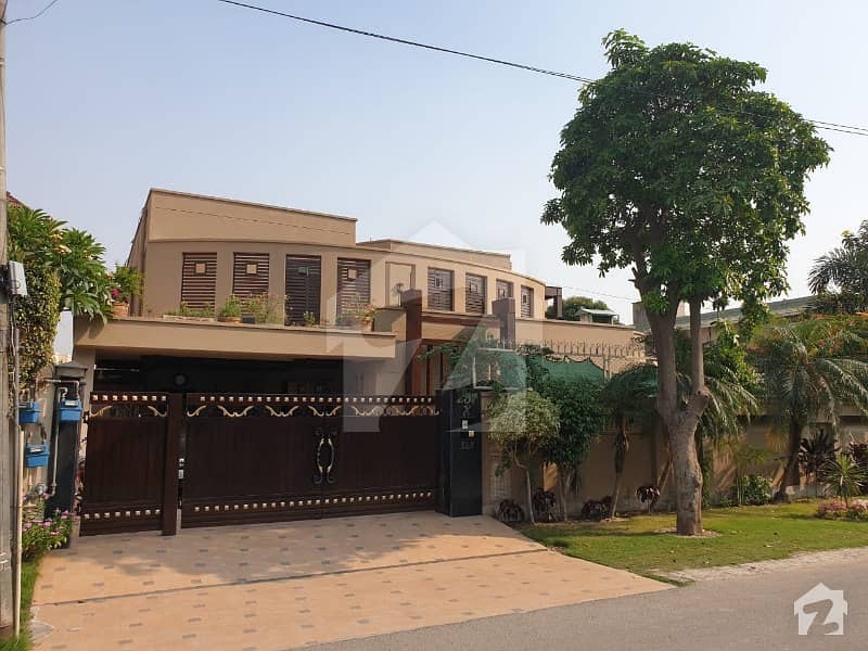 Syed Brothers Offer 2 Kanal Brand New Fully Furnished With Swimming Pool For Sale In Dha Lahore