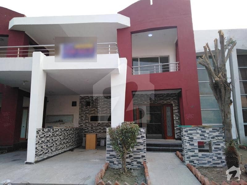 9 Marla Safari Villa Brand New House Ideal Location With Gas For Rent In Bahria Town Lahore