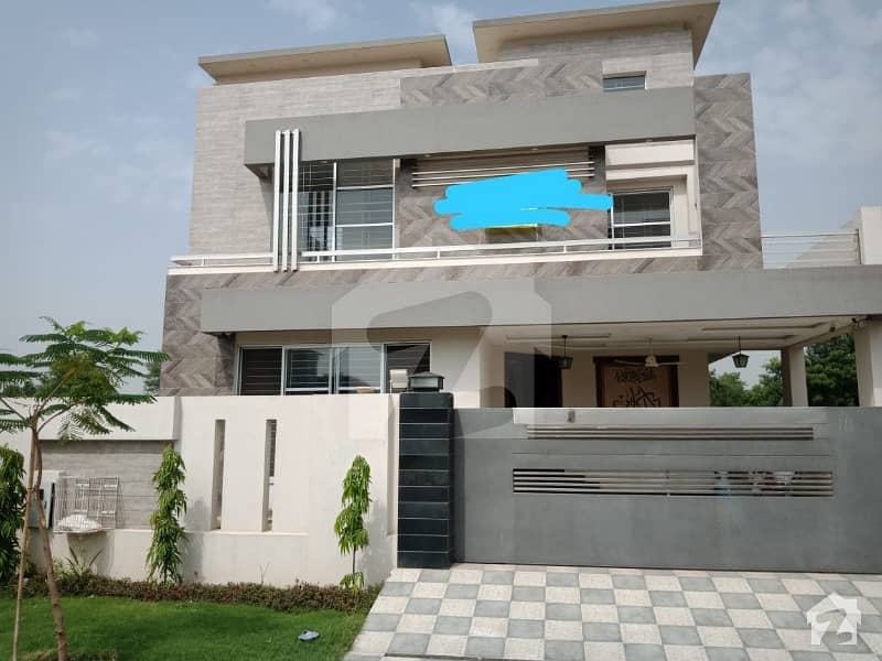 11 Marla Beautiful Brand New House Available for rent