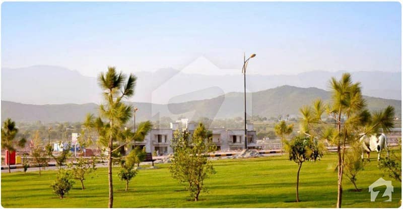 Size 8 Marlas Plot for sale in Bahria Enclave Sector C2 main boulevard on installments