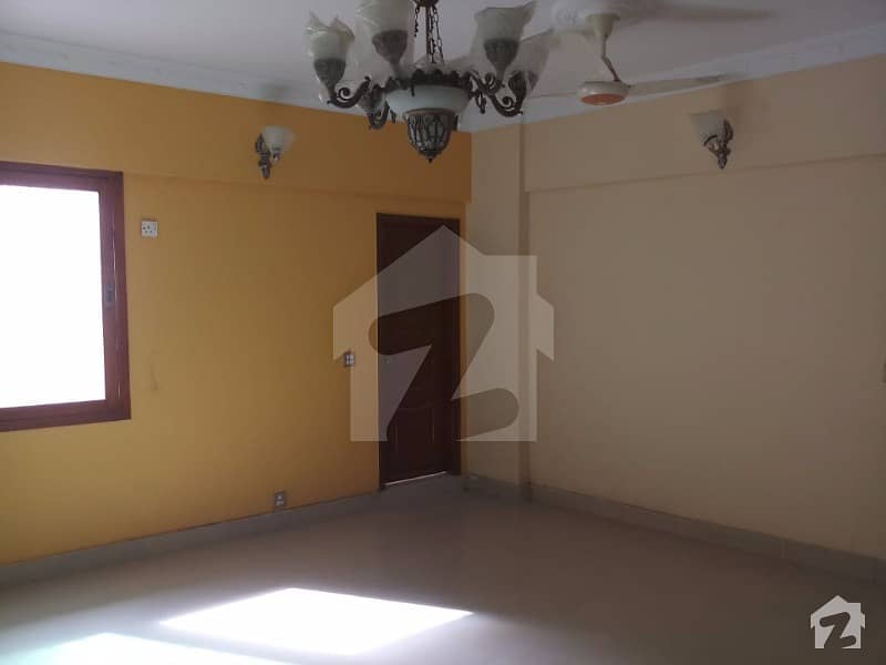 West Open Full Floor Apartment In A Family Building On Reasonable Price