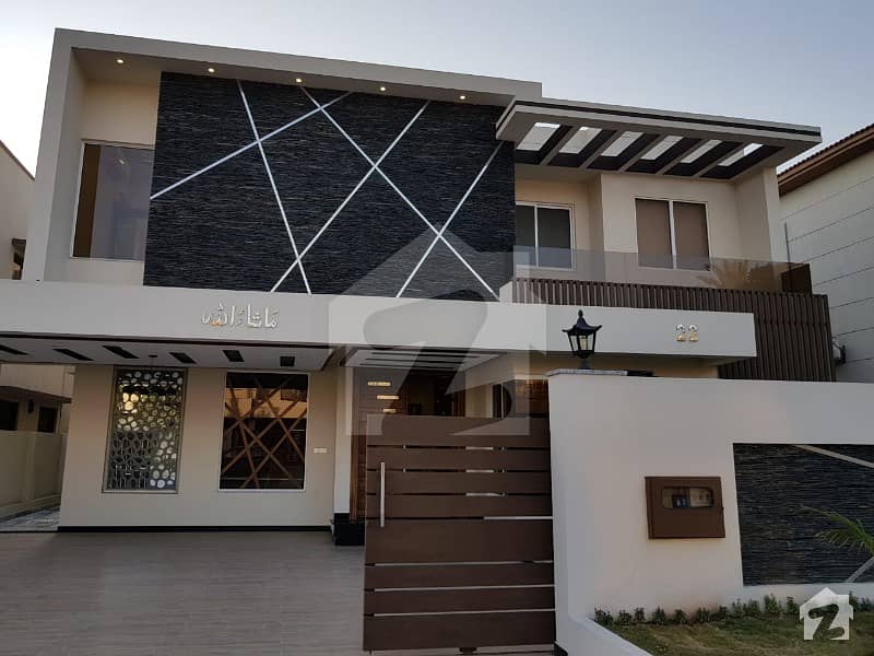 Gorgeous Designer 1 Kanal 5 Bedroom Luxury House Is Available For Sale