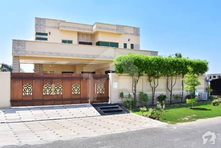 One Kanal Slightly Use Look Like Brand New Bungalow For Rent Near Golf Community One Kanal Slightly Use Look Like Brand New Bungalow For Rent Near Golf Community