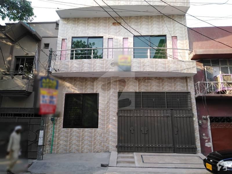 ٹاؤن شپ ۔ سیکٹر اے2 ٹاؤن شپ لاہور میں 4 کمروں کا 5 مرلہ مکان 1. 15 کروڑ میں برائے فروخت۔