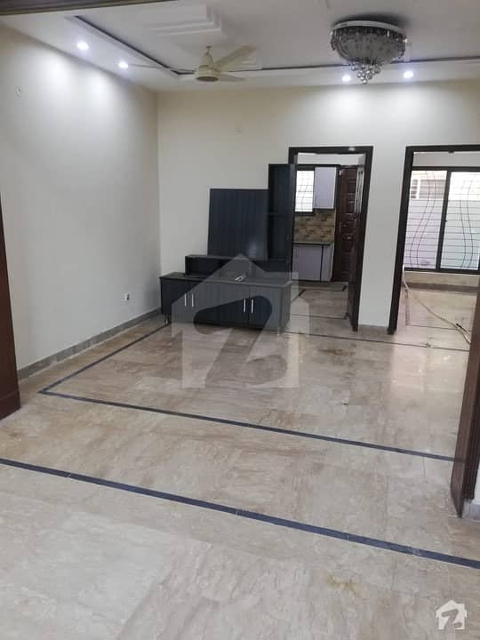 5 Marla Luxury Ideal Location Complete House Available For Rent With Gas Near Commercial Market  Mcdonald In Bahria Town