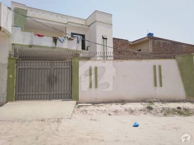 Here Is A Good Opportunity To Live In A Well-built House Here Is A Good Opportunity To Live In A Well-built House