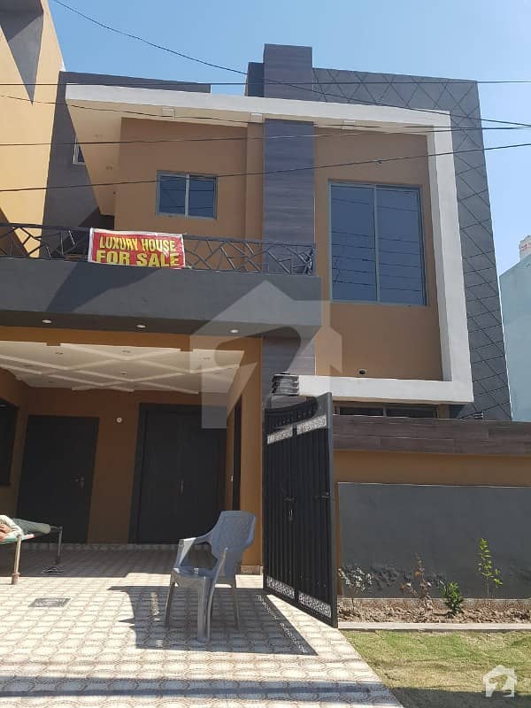 5 Marla Brand New Modern Owner Built Hot House For Sale In Canal Gardens Block Aa Near Bahria Town Lahore