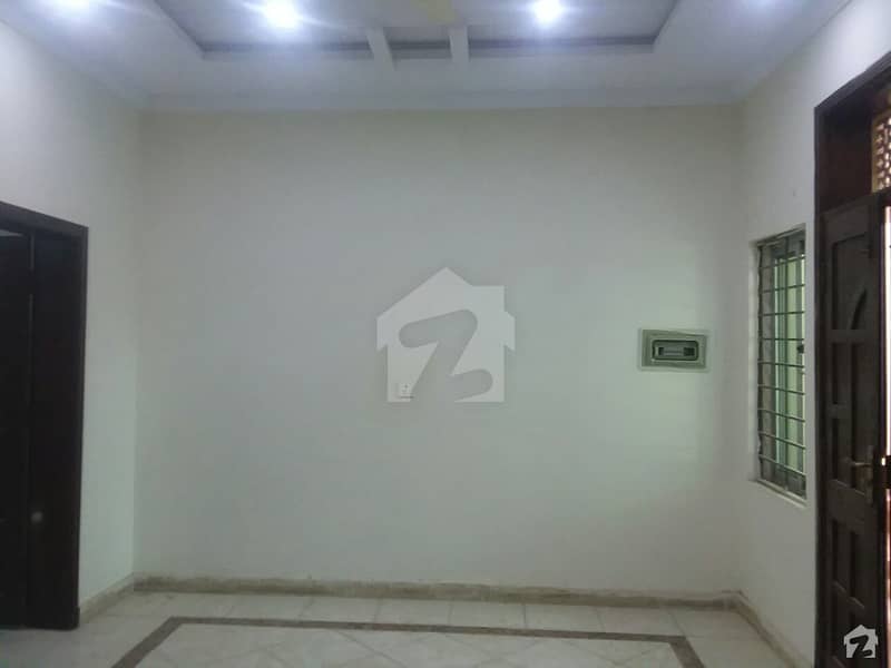 House Is Available On Defence Road